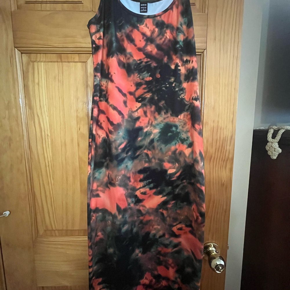 SHEIN Red and Black Tie-Dye Top
